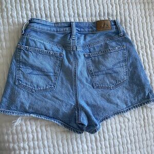 American Eagle Blue Denim Women's Mom Shorts